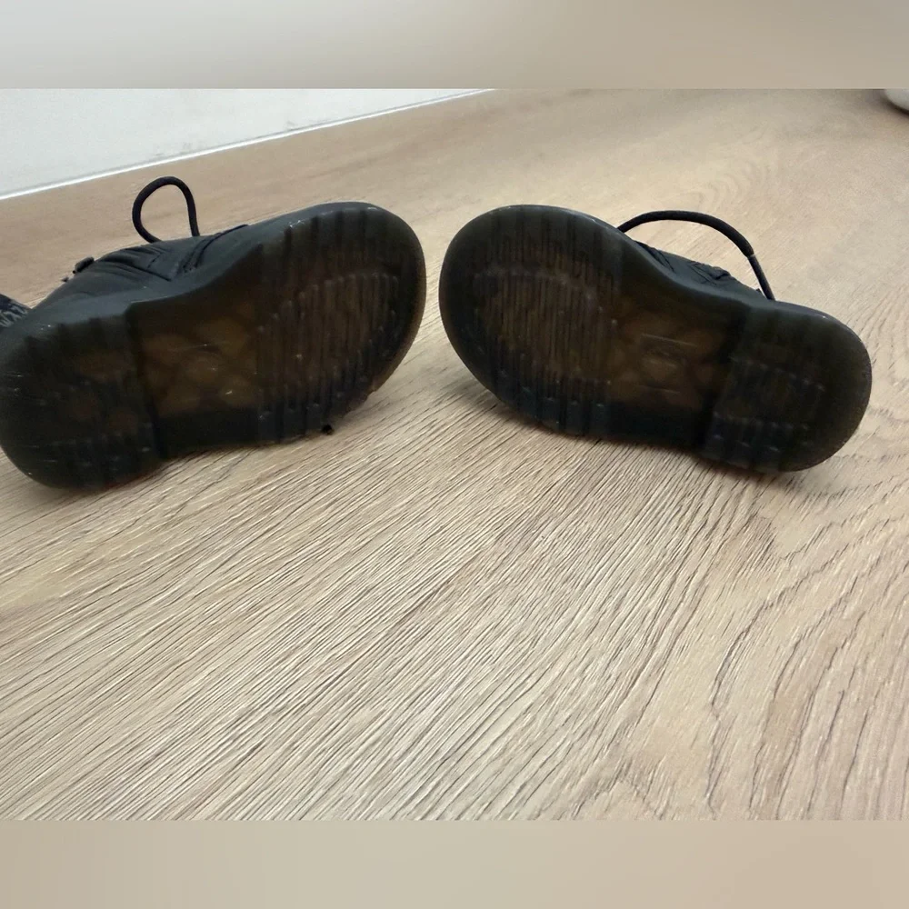 Baby/Toddler Vans Sneakers, gap ballet flats and Doc Martens - Size 4 & 5 - Picture 5 of 13